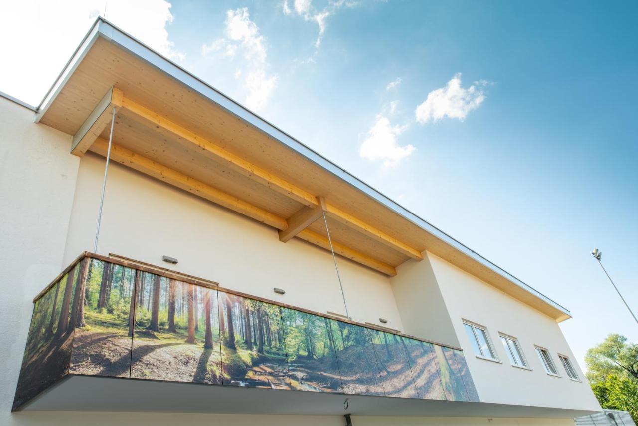Arena Hostel Allgaeu ゾントホーフェン エクステリア 写真