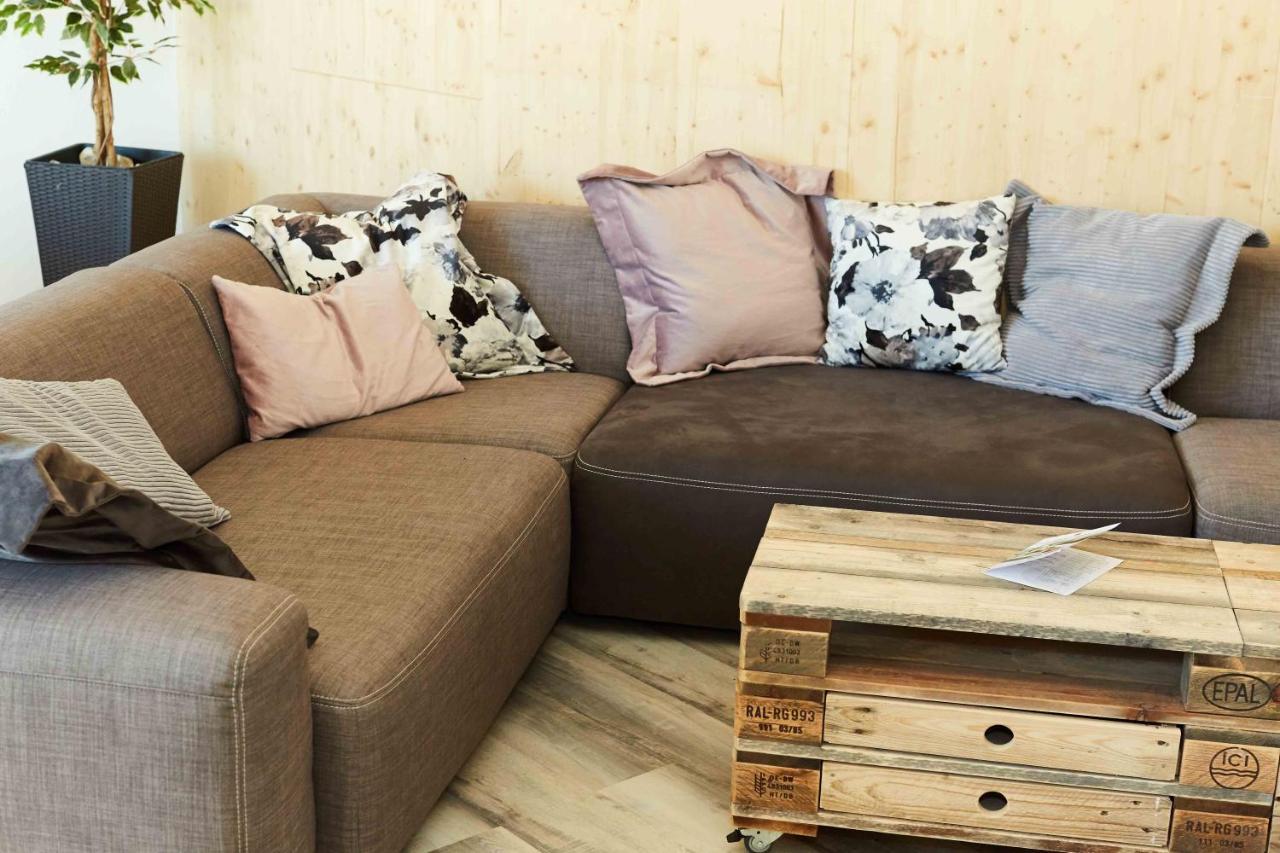 Arena Hostel Allgaeu ゾントホーフェン エクステリア 写真
