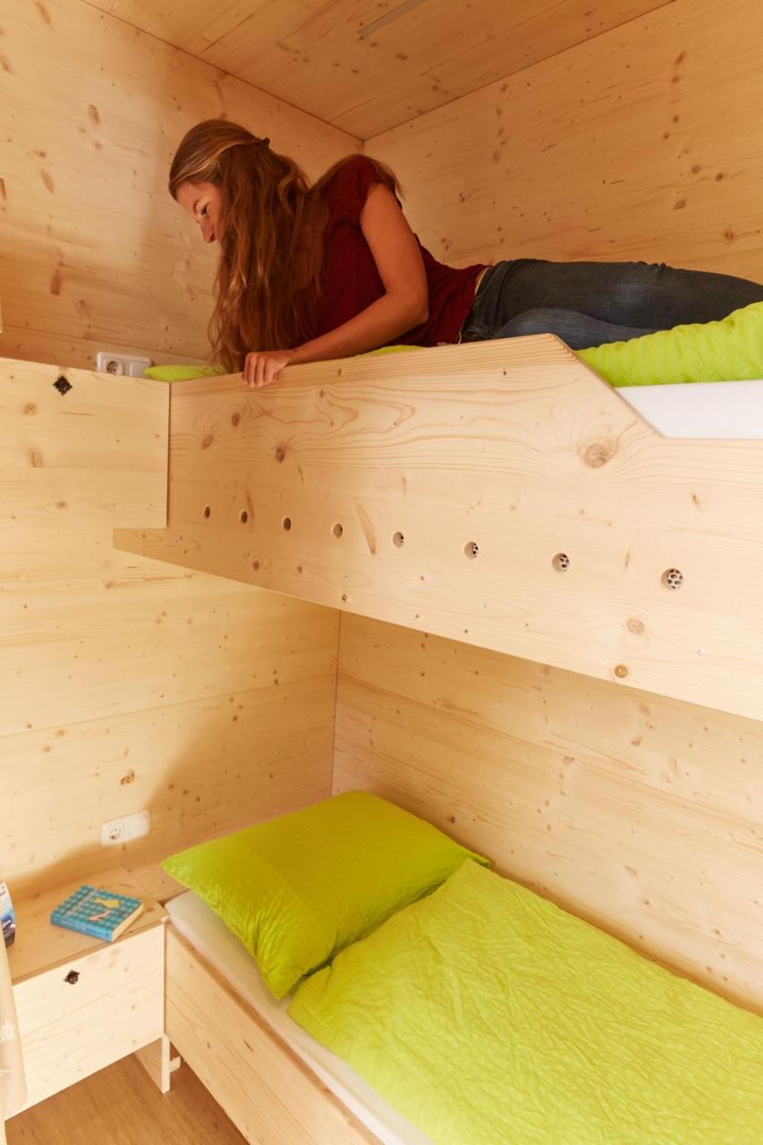 Arena Hostel Allgaeu ゾントホーフェン エクステリア 写真